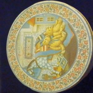 Vintage Tin Coaster Set